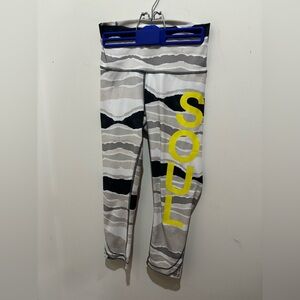 GUC Lululemon Soulcycle Colab leggings, grey and navy wave length, XS